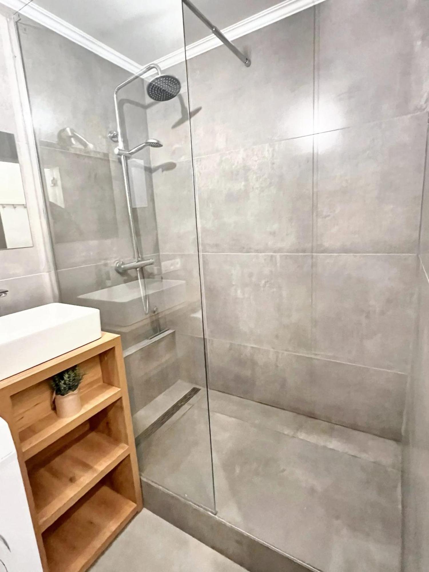 Comfortable Studio In Brussels 35M² Terrace With Bbq Buitenkant foto