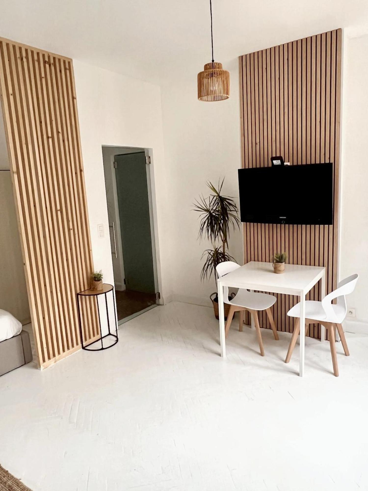 Comfortable Studio In Brussels 35M² Terrace With Bbq Buitenkant foto